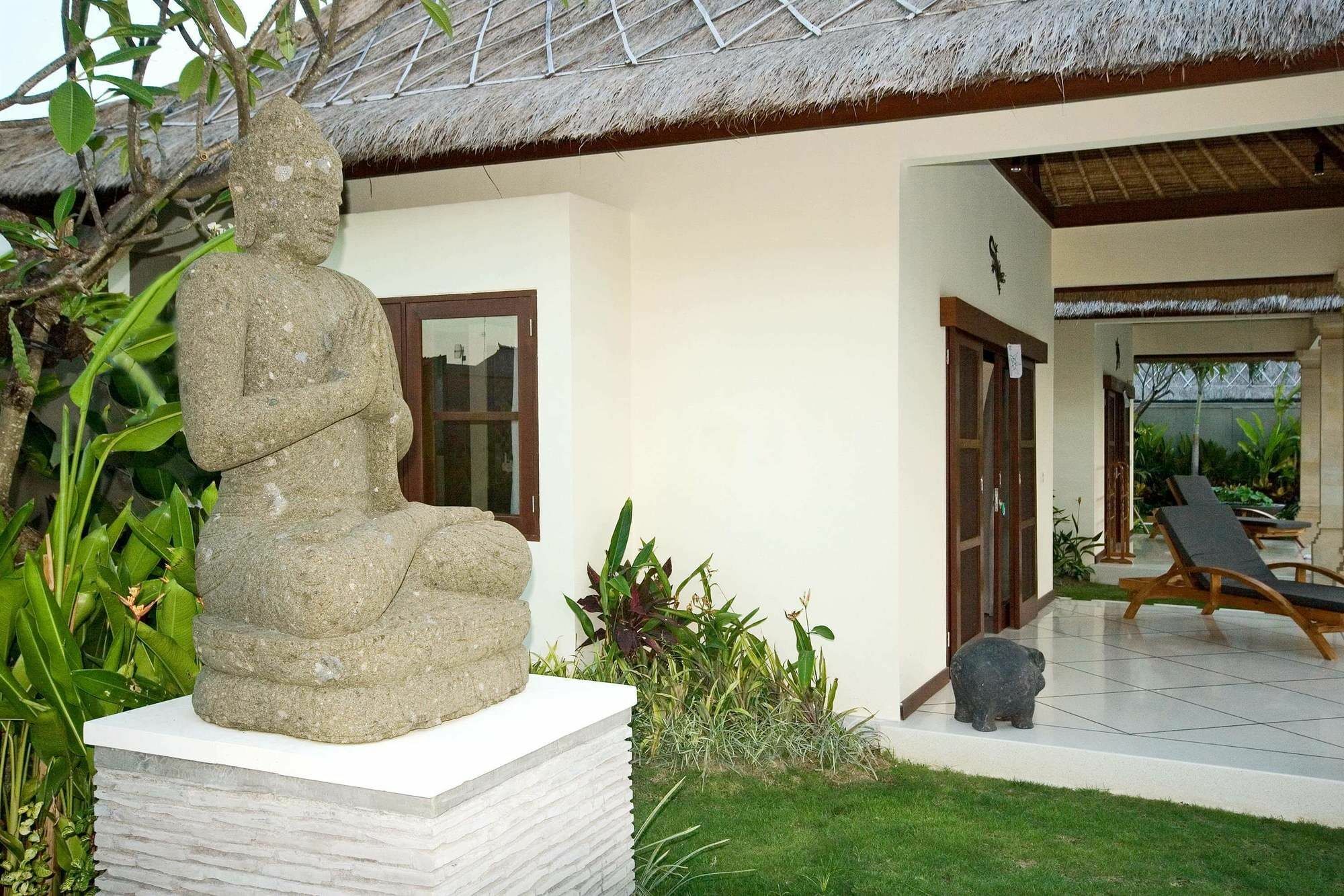 Villa Alam Seminyak Exterior foto